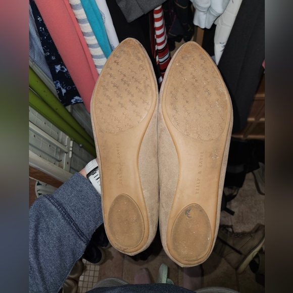 Kelly and Katie Flats - Picture 2 of 3